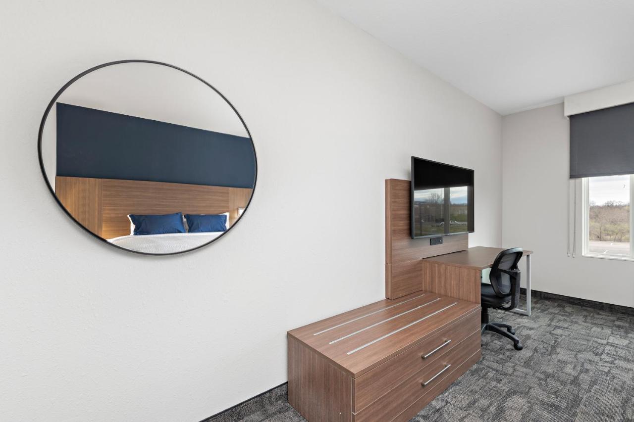 Holiday Inn Express Kansas City North Parkville By Ihg المظهر الخارجي الصورة