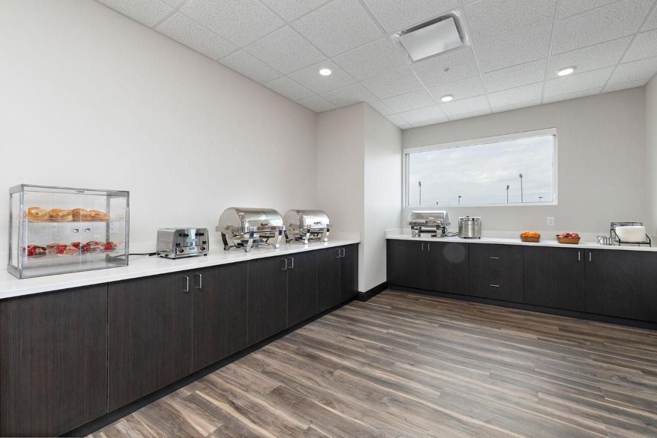 Holiday Inn Express Kansas City North Parkville By Ihg المظهر الخارجي الصورة